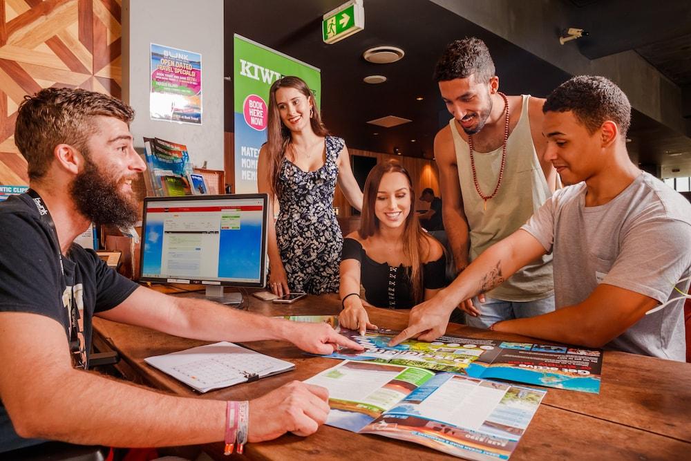 Bunk Brisbane Hostel Fortitude Valley Bagian luar foto