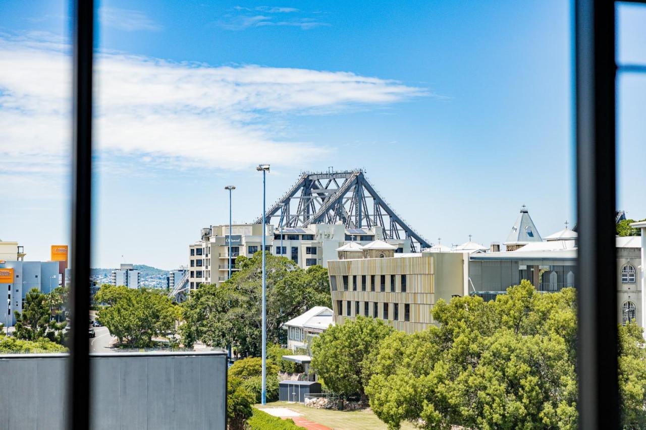 Bunk Brisbane Hostel Fortitude Valley Bagian luar foto