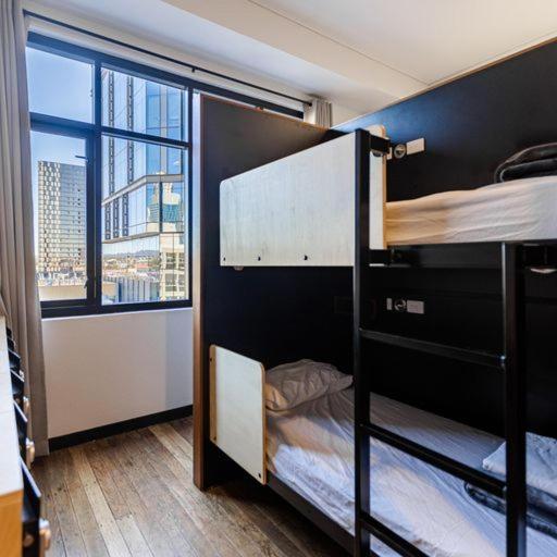 Bunk Brisbane Hostel Fortitude Valley Bagian luar foto