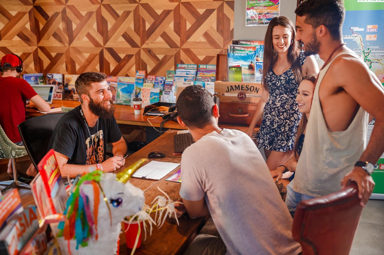 Bunk Brisbane Hostel Fortitude Valley Bagian luar foto