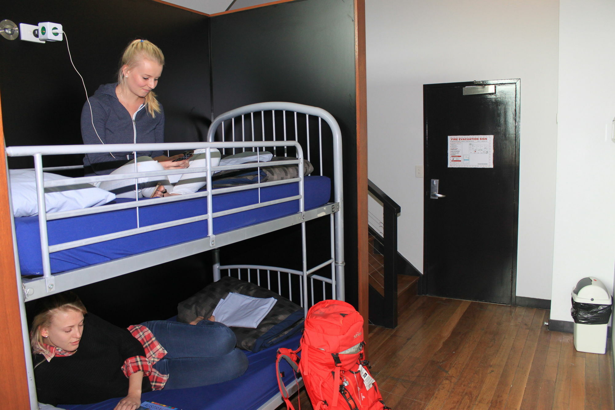 Bunk Brisbane Hostel Fortitude Valley Bagian luar foto